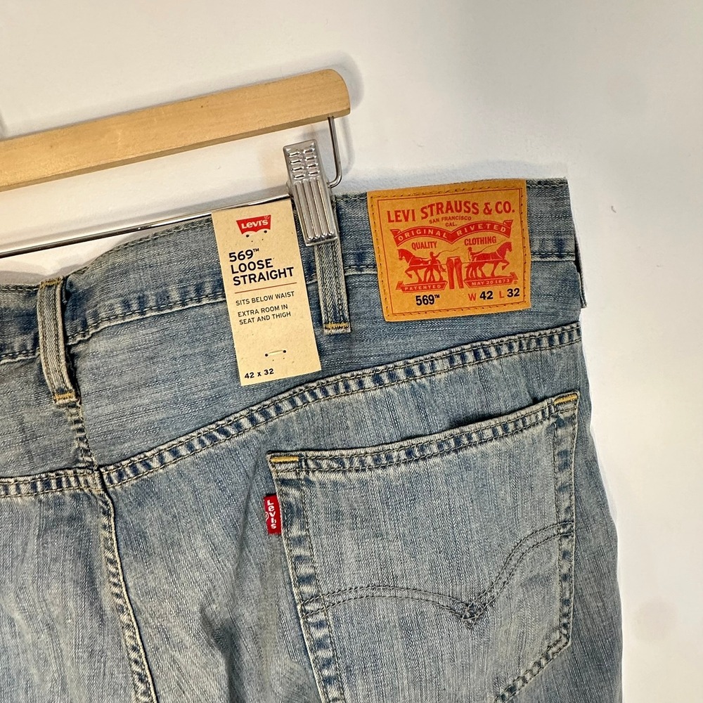 Levi's 569 Loose Straight Mens 42x32 Blue Denim Jeans 005690264 - Picture 7 of 9
